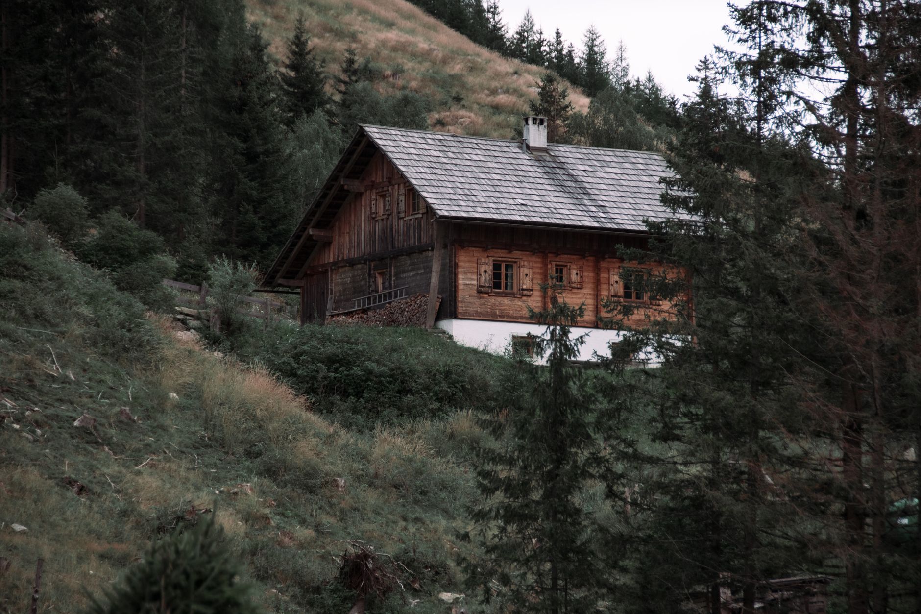 Gasthaus im Grünen zwischen Wald und Wiesen